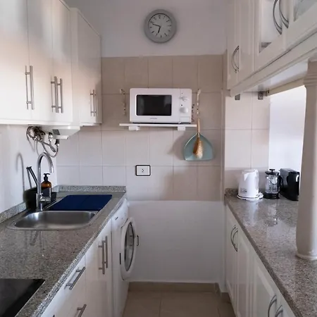 A Spanish Gem Close To Sea Apartment *